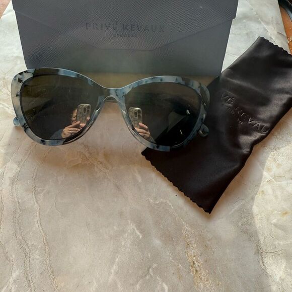 Prive Revaux Blue Tortoise Cat Eye Sunglasses w/ Rhinestones + Case